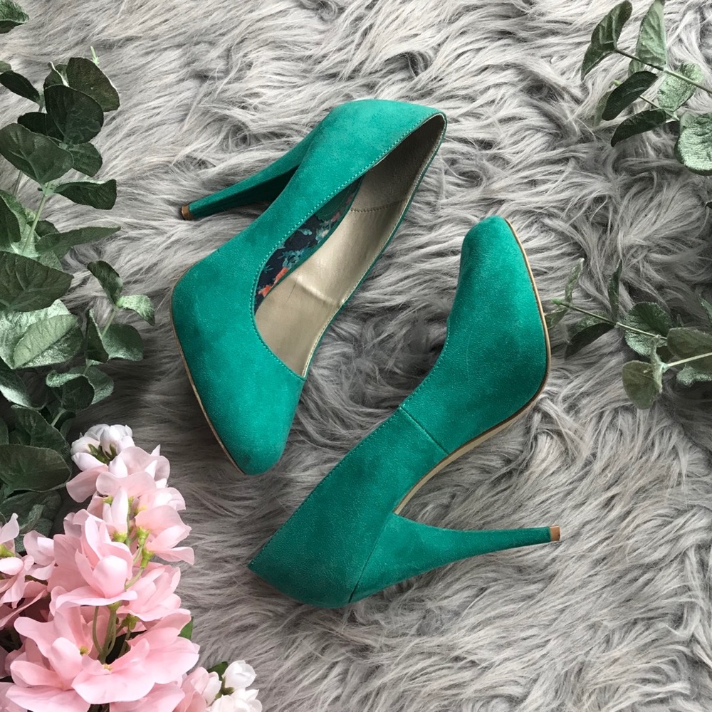 X-Appeal Heels